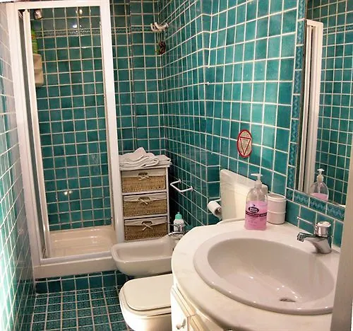 Casa Valeria Bed & Breakfast Napoli İtalya