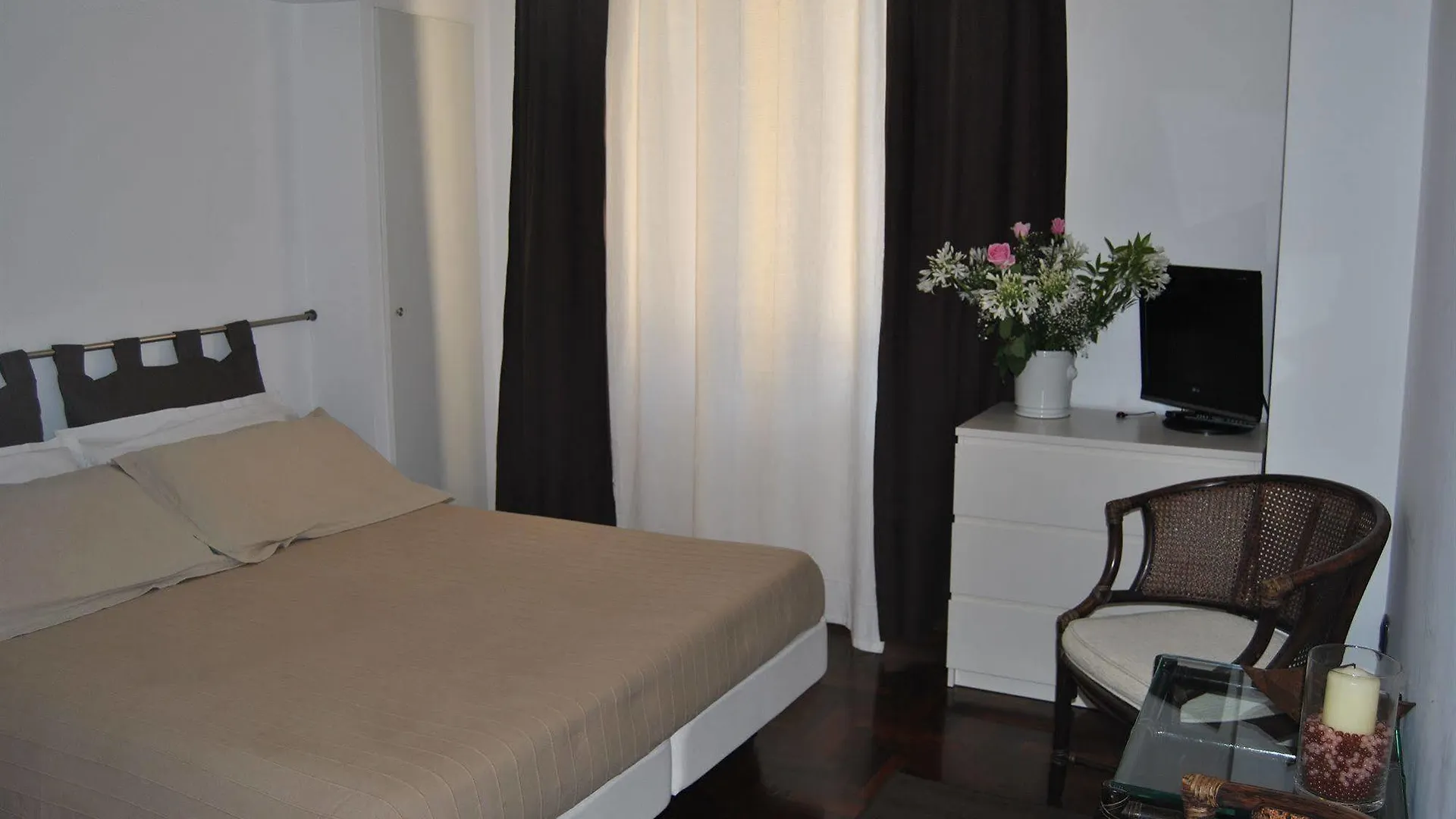Casa Valeria Bed & Breakfast Napoli