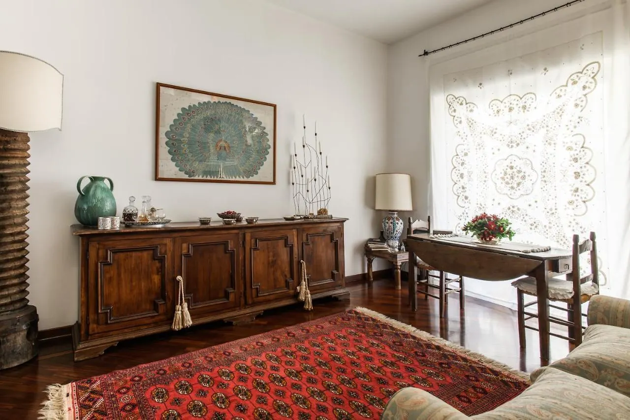 ナポリ Casa Valeria Bed & Breakfast