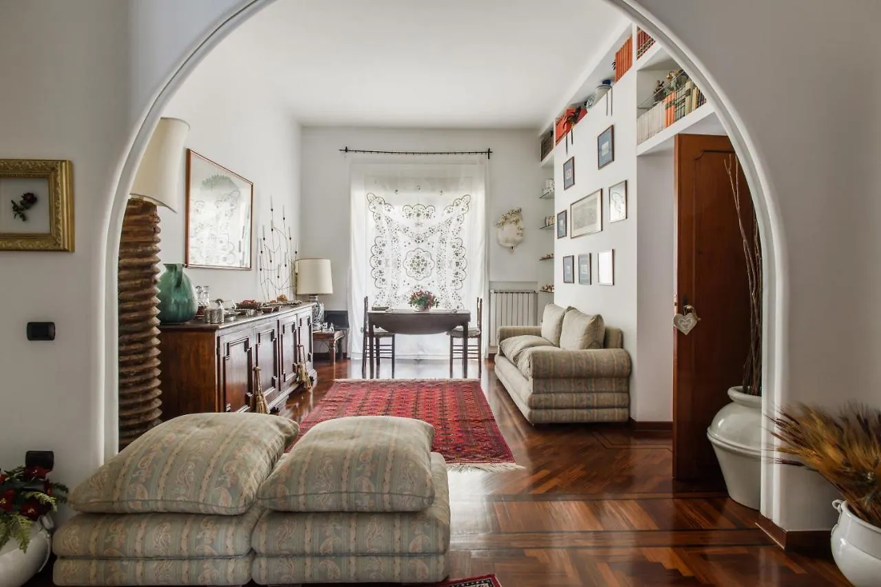 ナポリ Casa Valeria Bed & Breakfast イタリア
